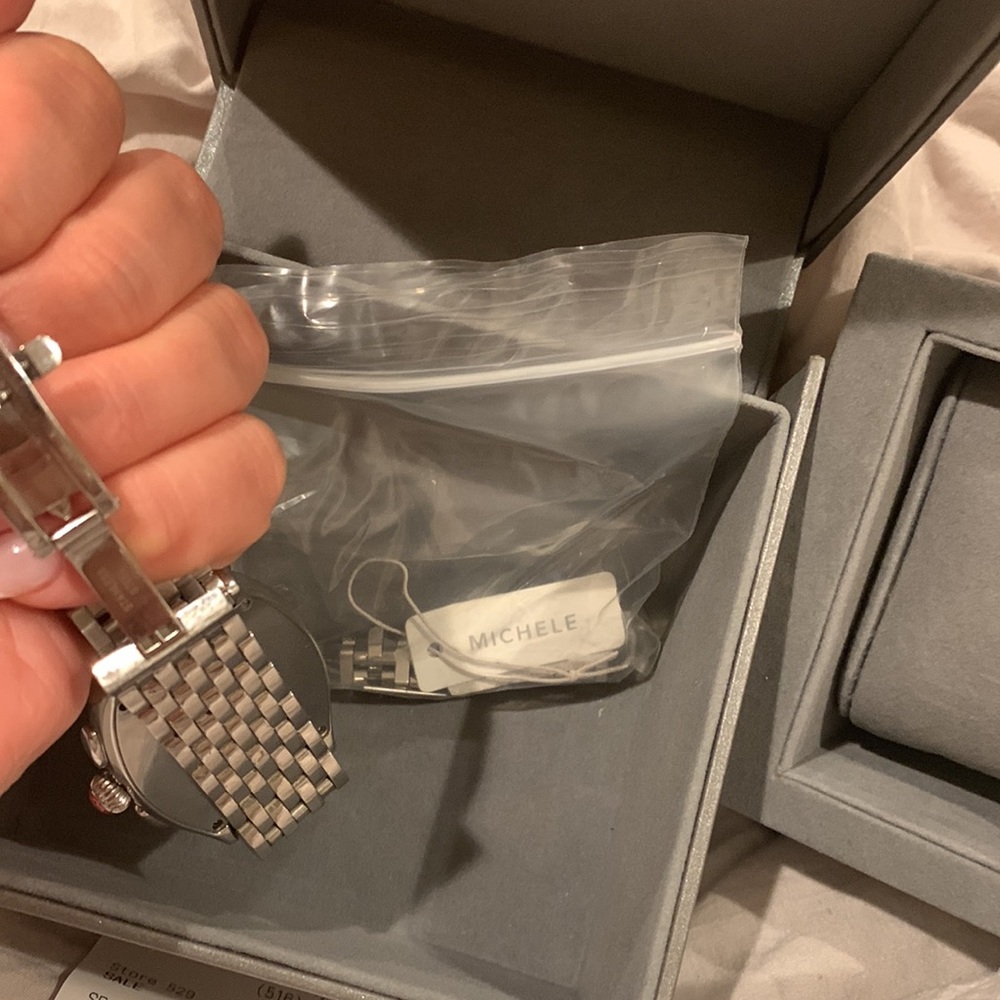 Selling Michele Releve chronological and diamond bezel. - Picture 4 of 6